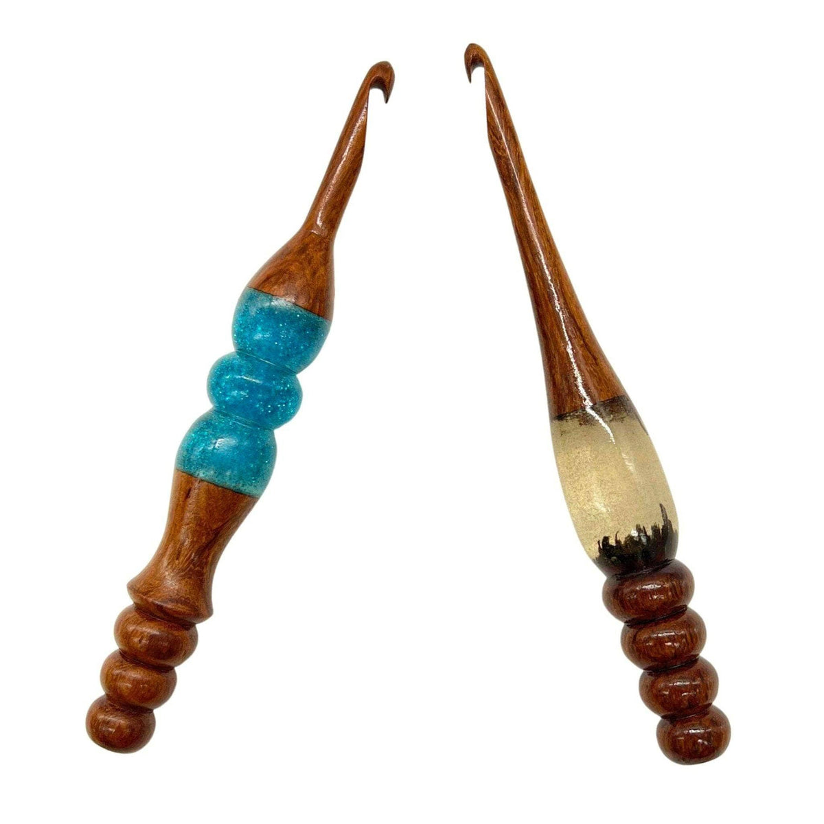 Sparkle rosewood crochet hook, design example